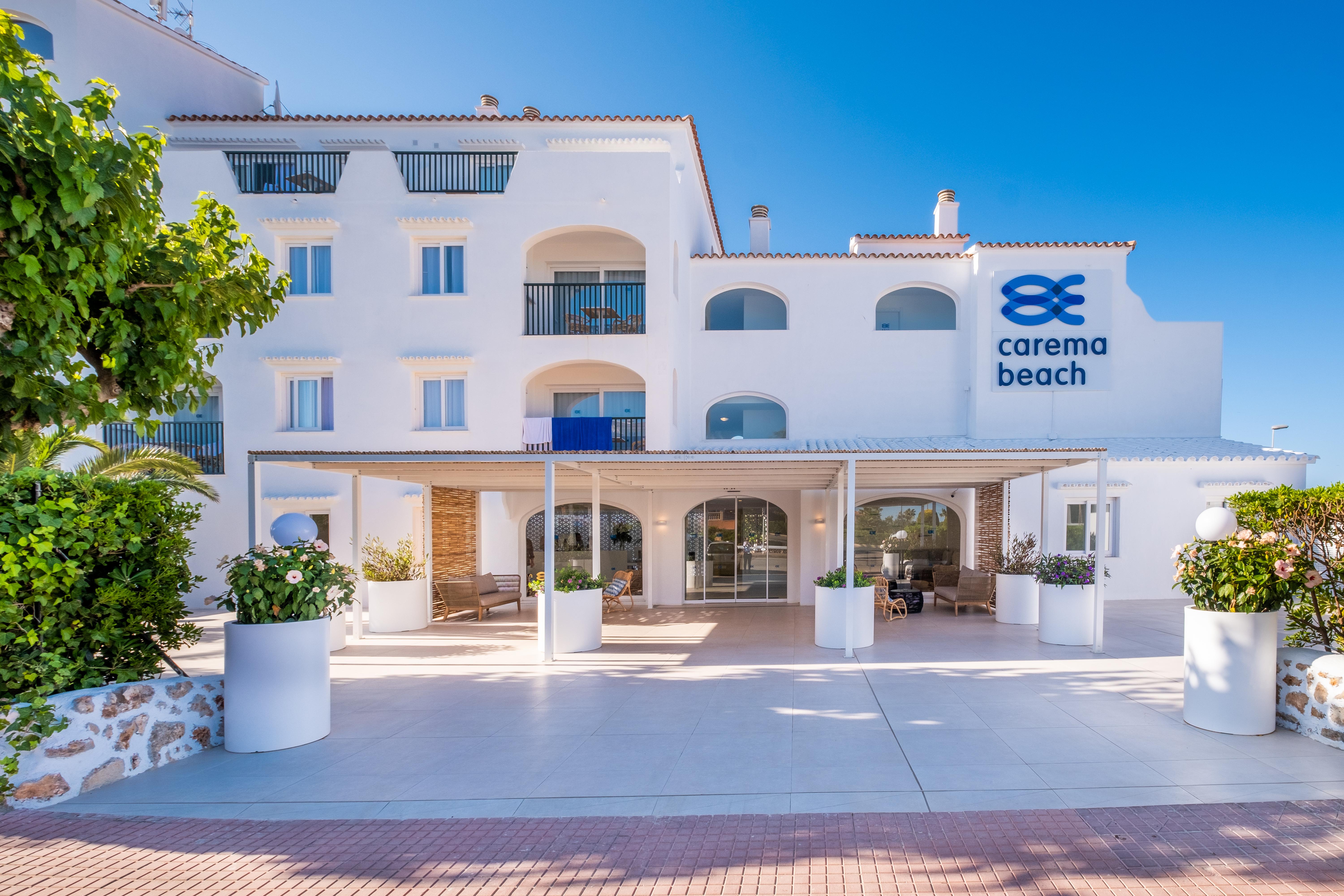 Fergus Style Carema Beach Aparthotel Cala'N Bosch  Exterior photo